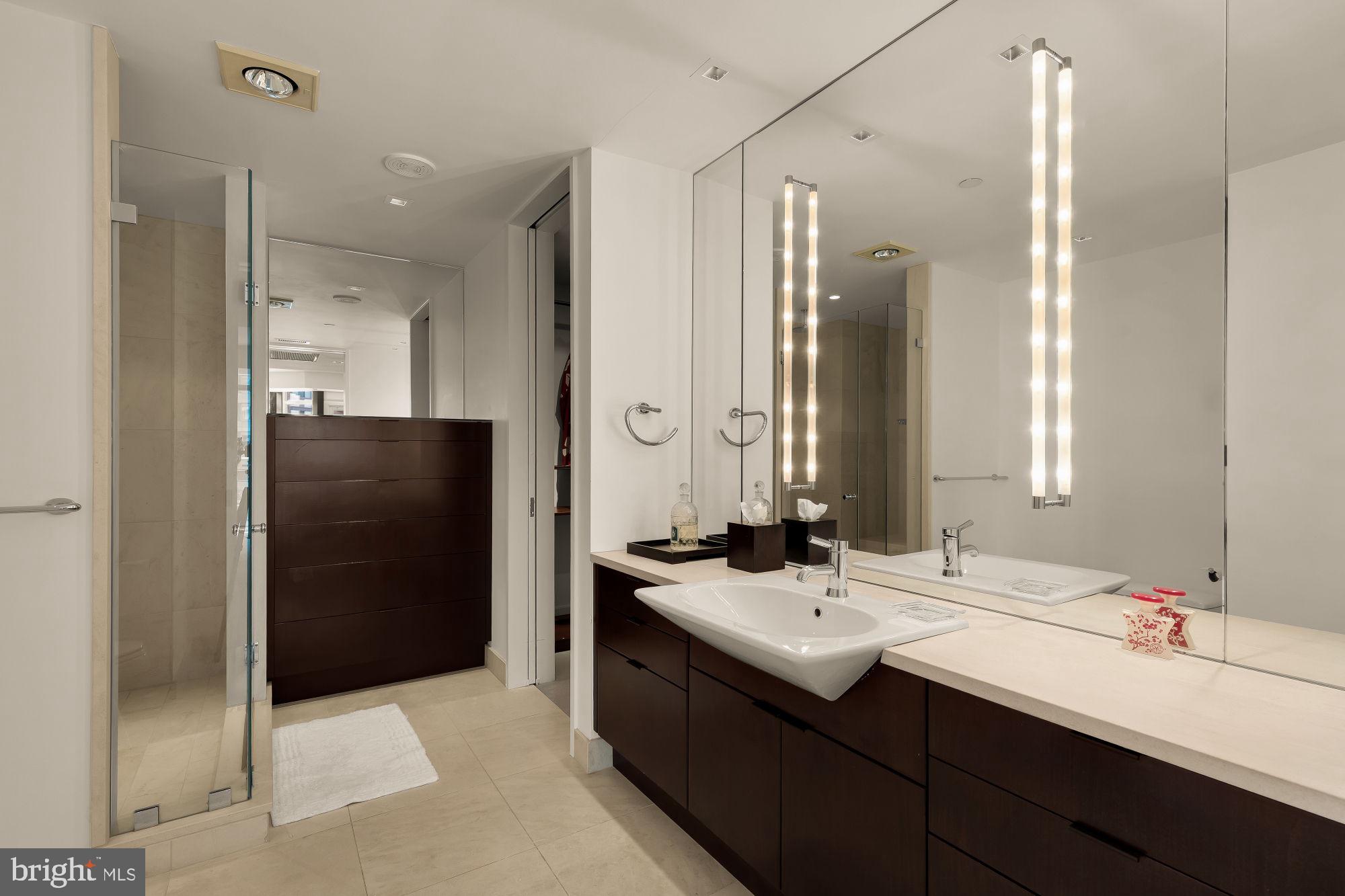 SOMERSET HOUSE CONDOS - Residential