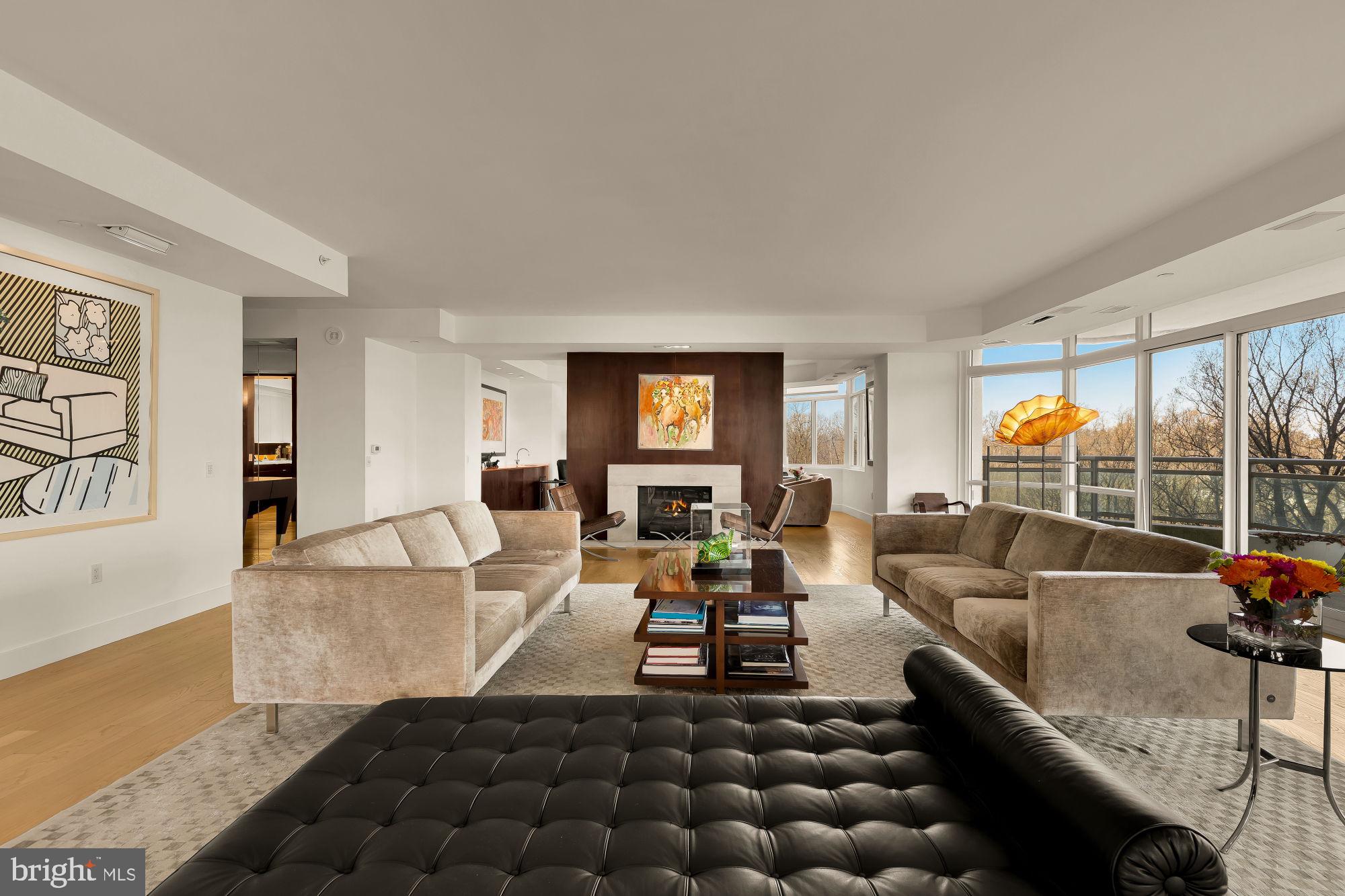 SOMERSET HOUSE CONDOS - Residential