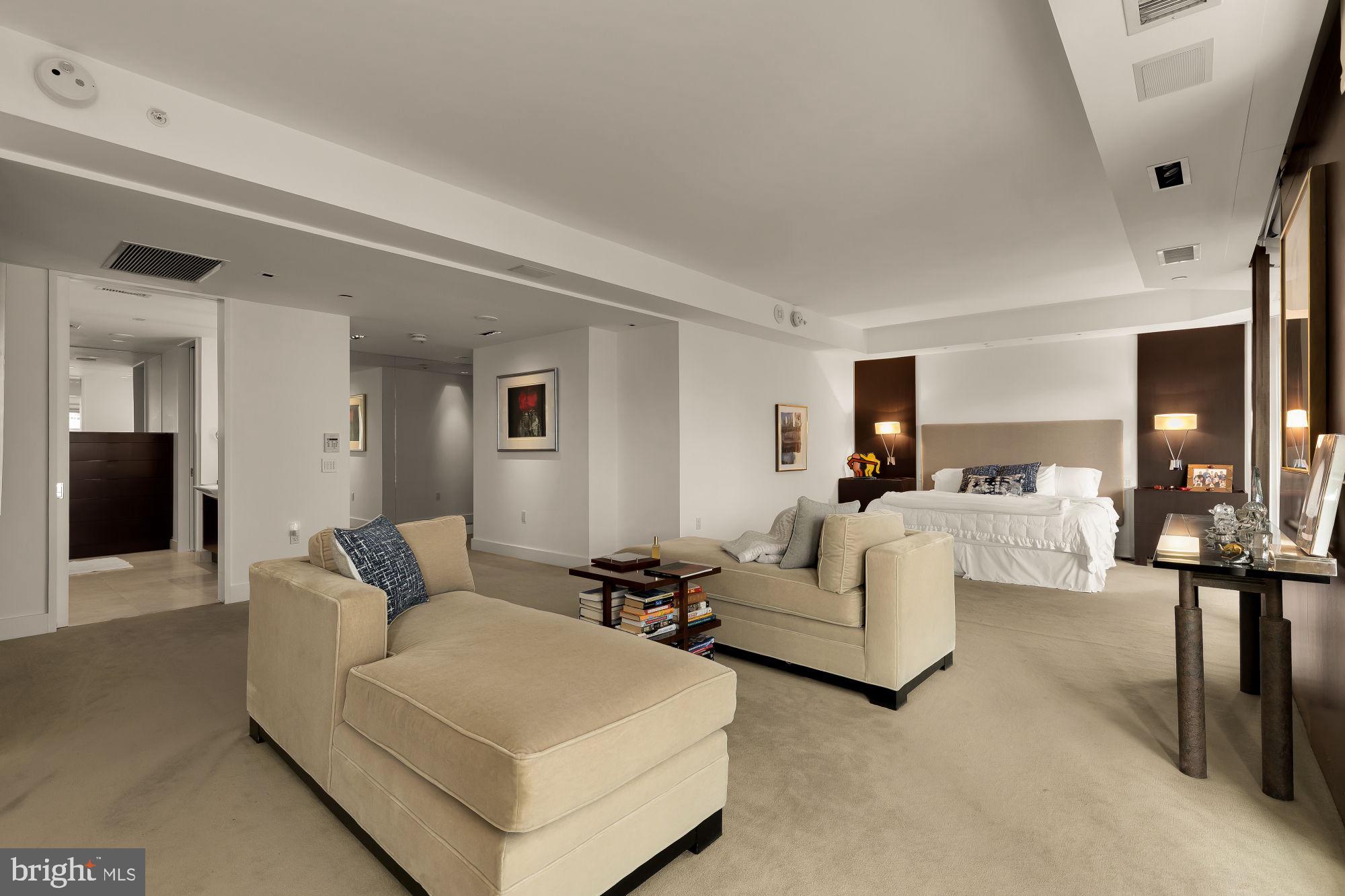 SOMERSET HOUSE CONDOS - Residential