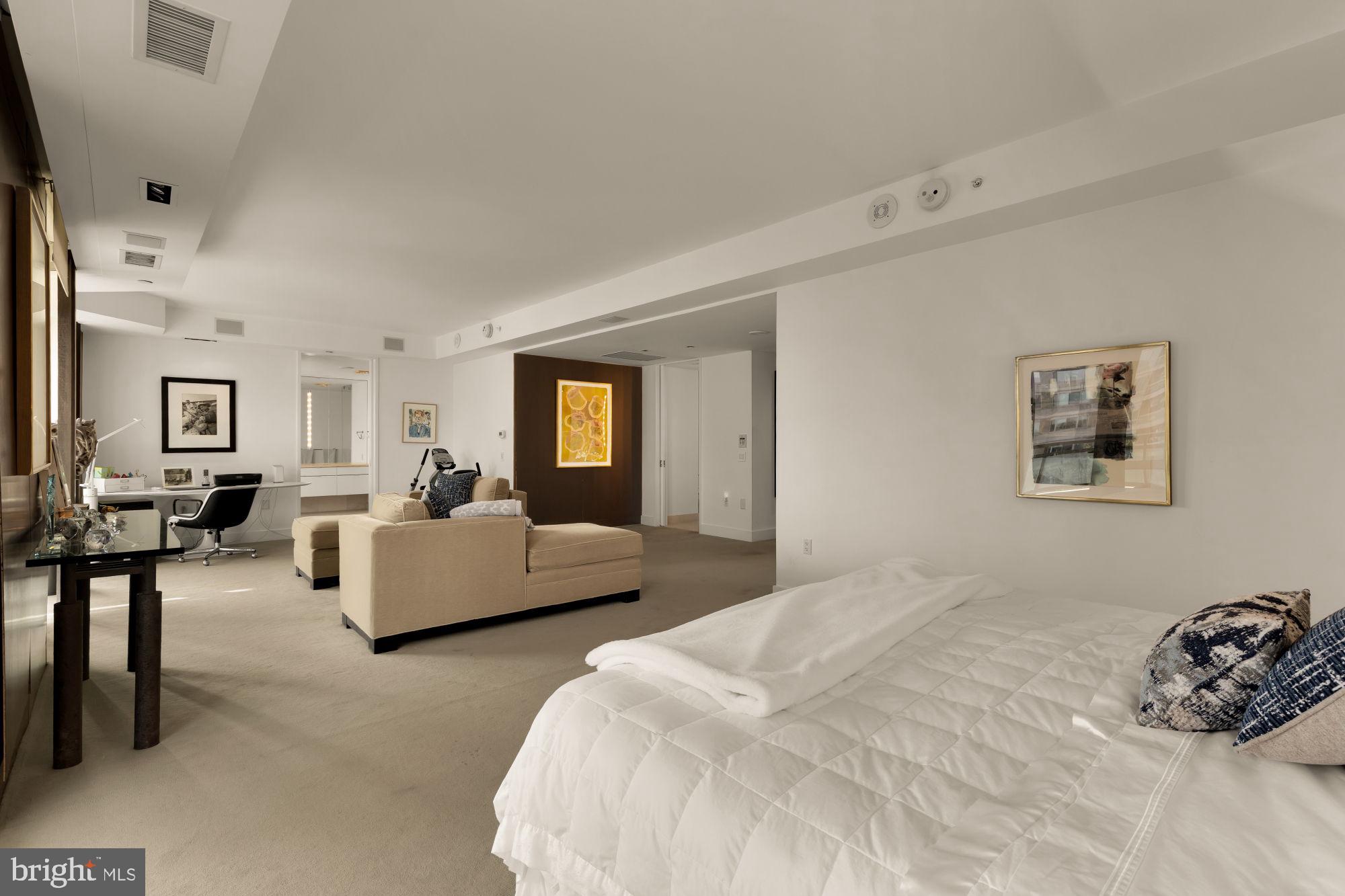 SOMERSET HOUSE CONDOS - Residential