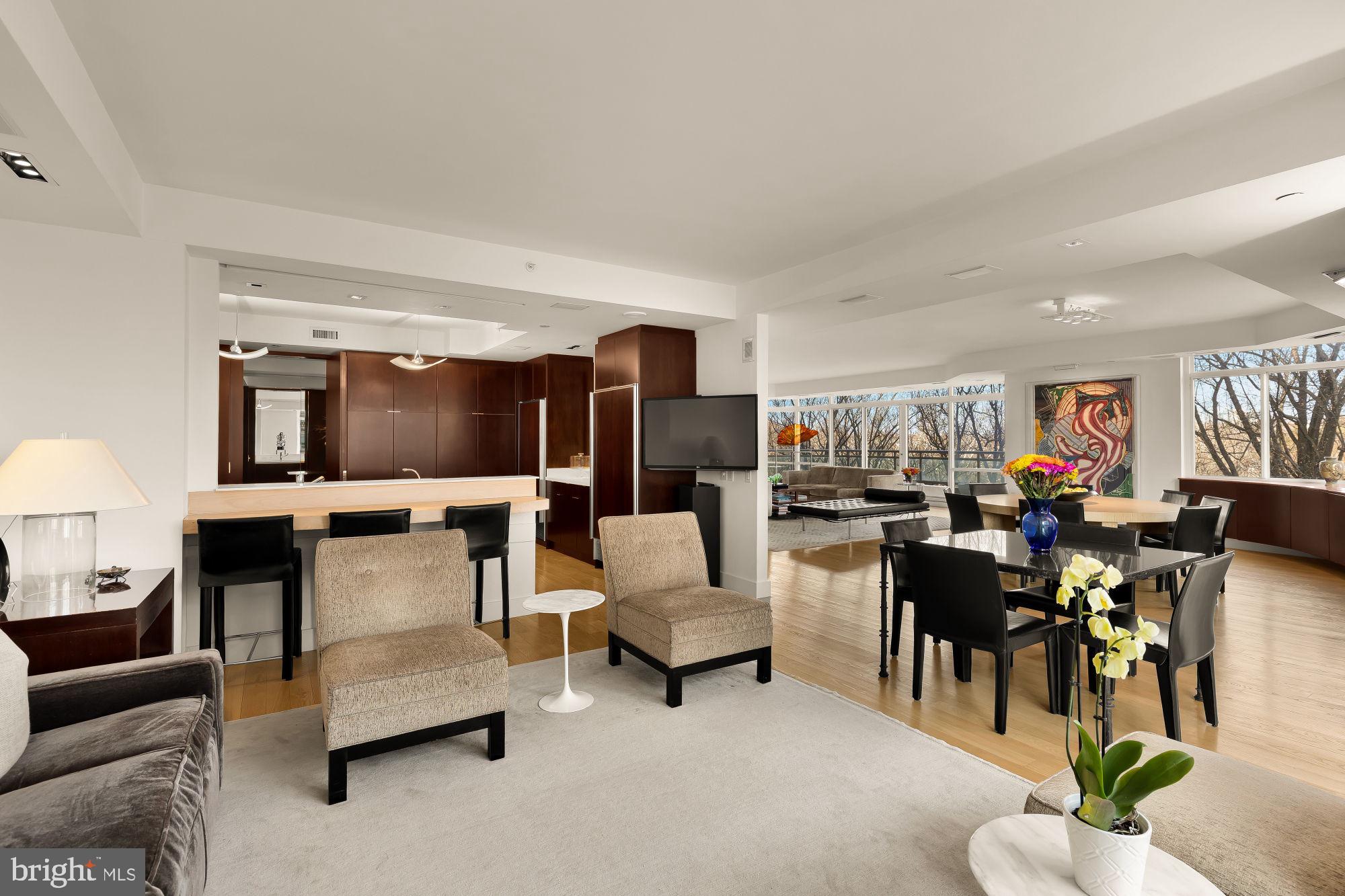 SOMERSET HOUSE CONDOS - Residential