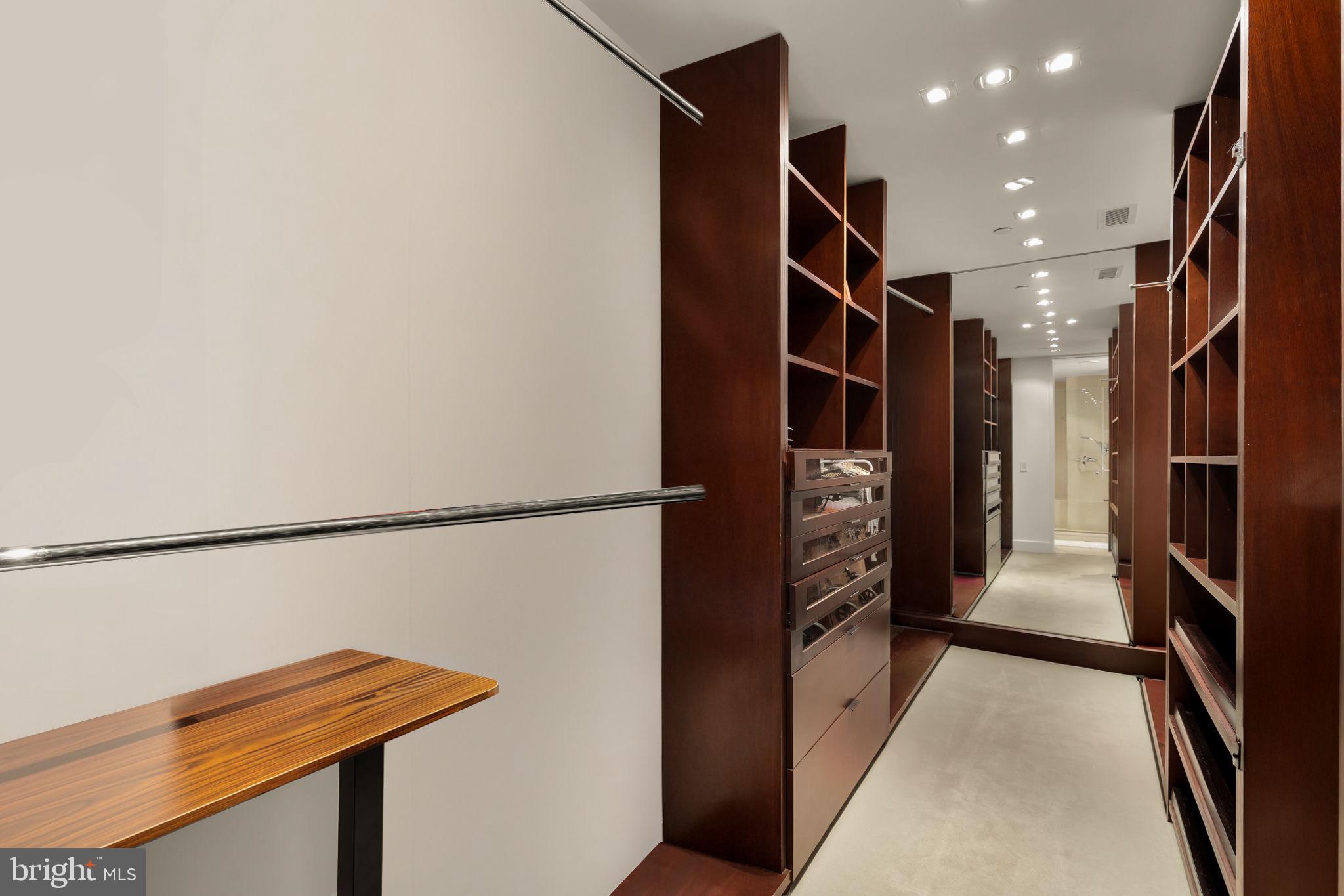 SOMERSET HOUSE CONDOS - Residential