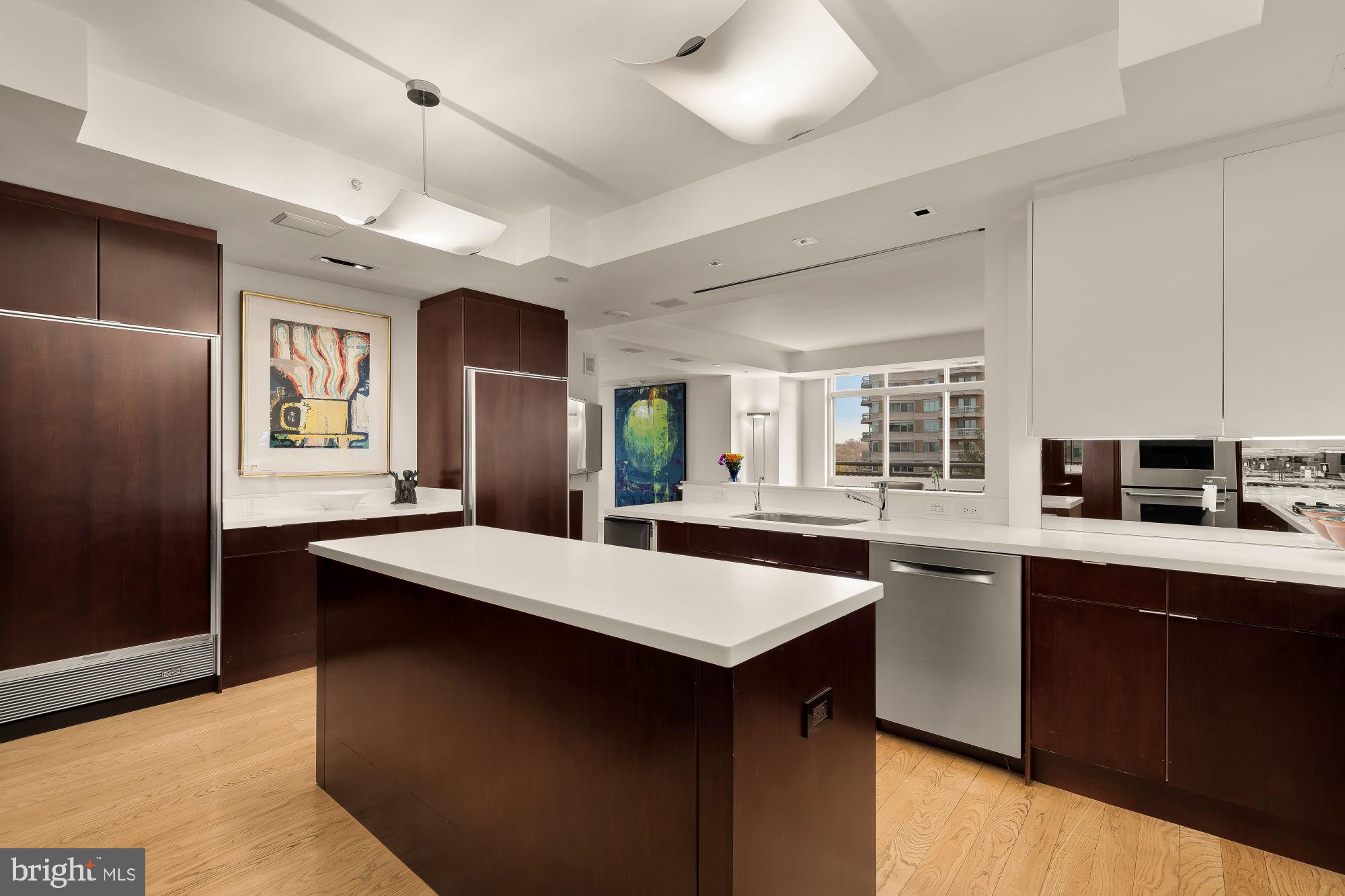 SOMERSET HOUSE CONDOS - Residential