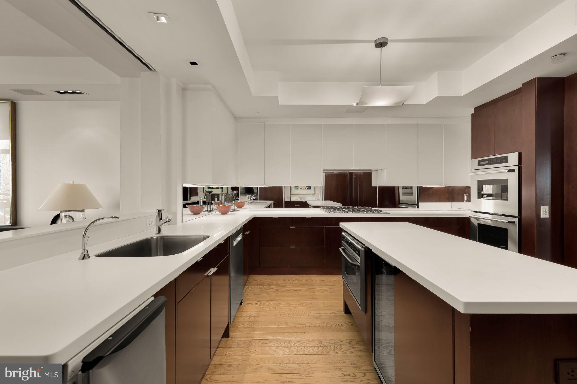 SOMERSET HOUSE CONDOS - Residential