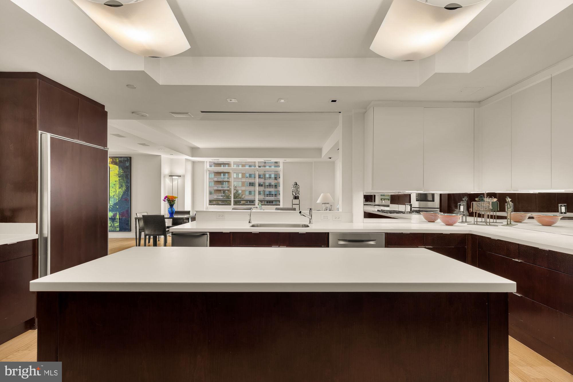 SOMERSET HOUSE CONDOS - Residential