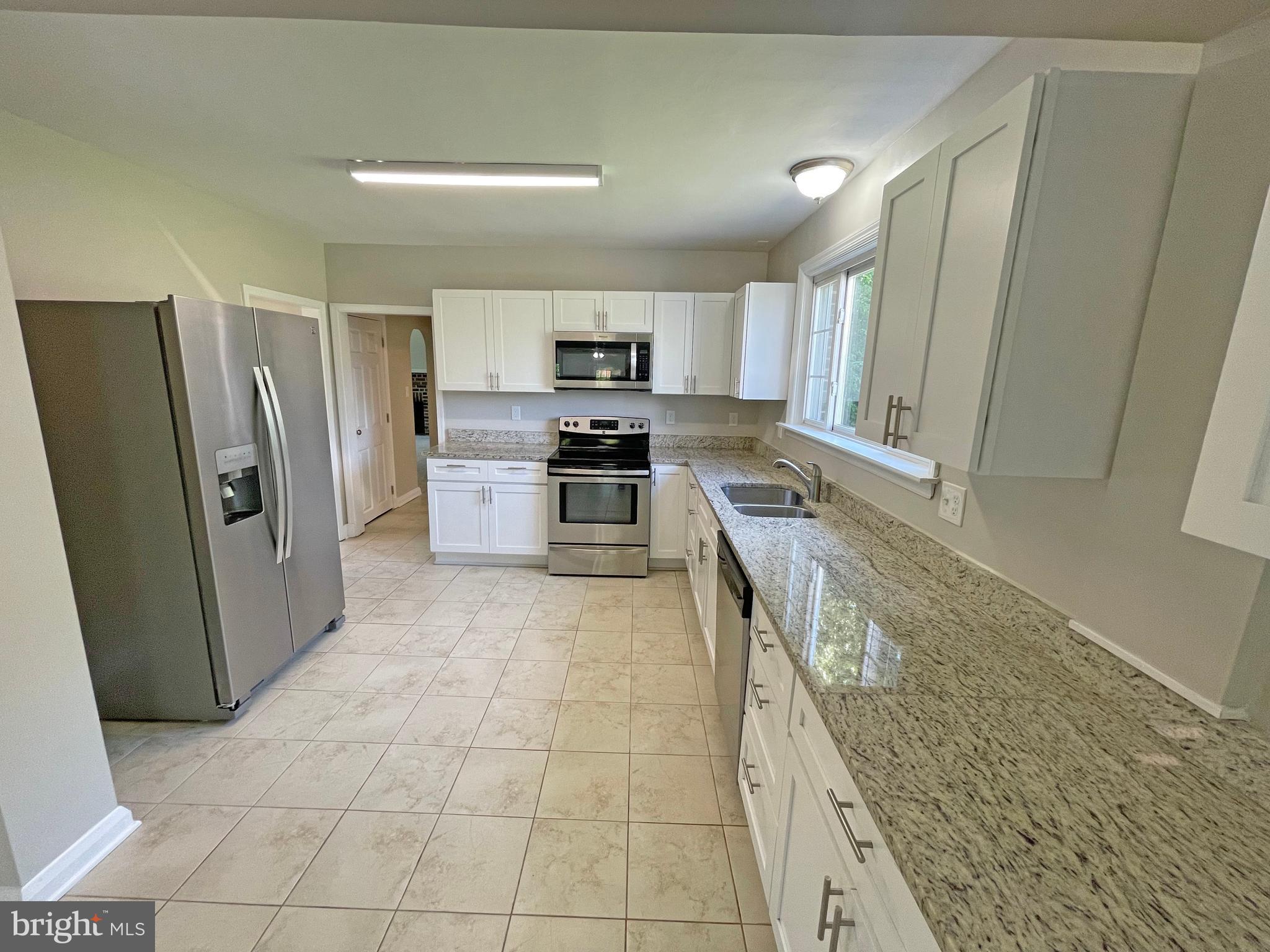 KINGSVILLE - Residential