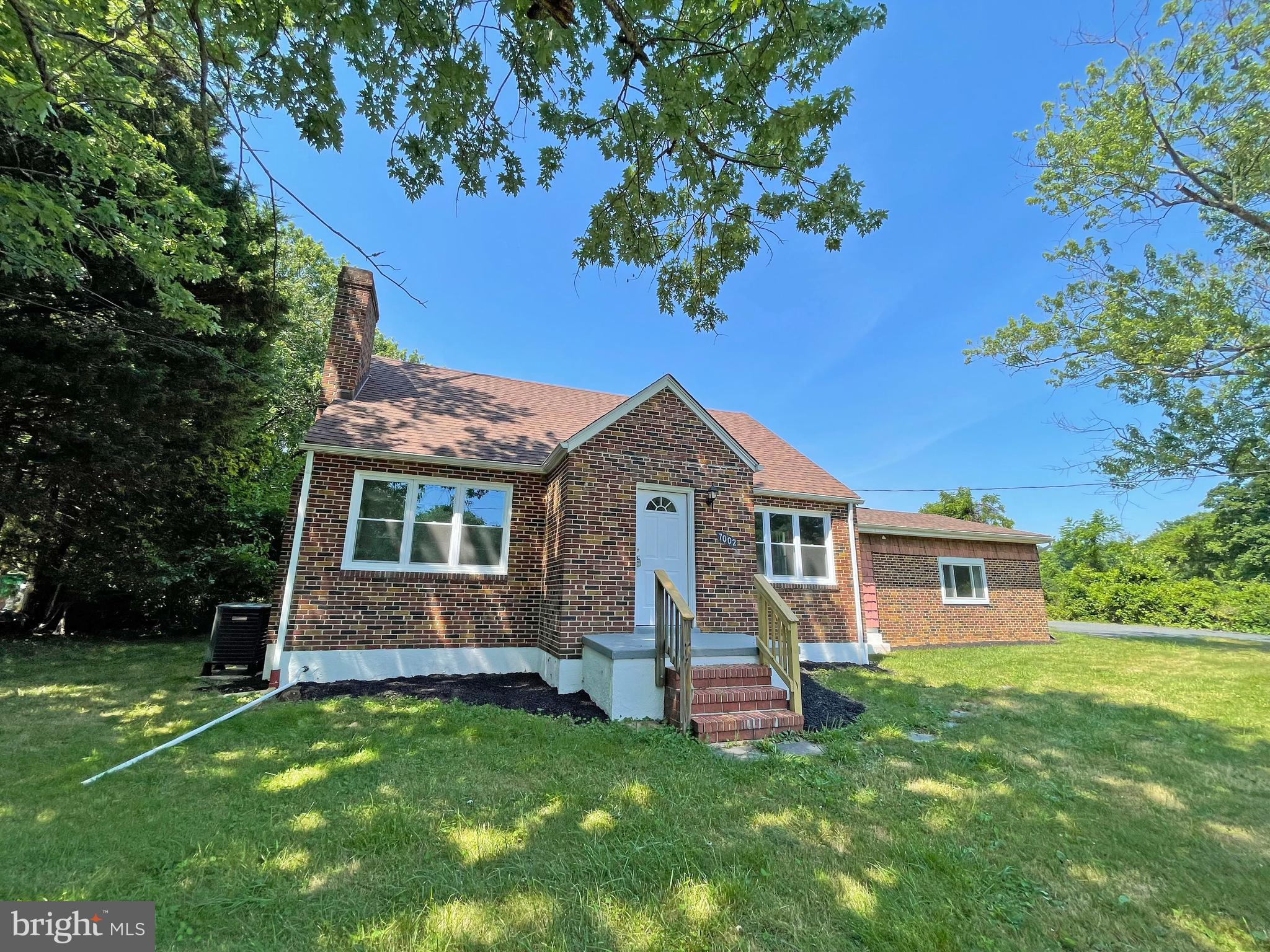 KINGSVILLE - Residential