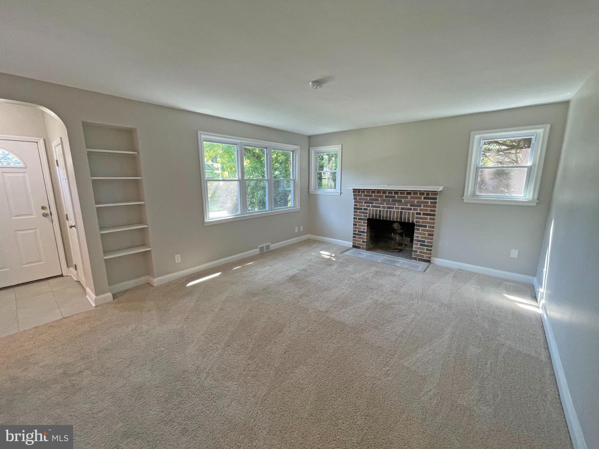 KINGSVILLE - Residential