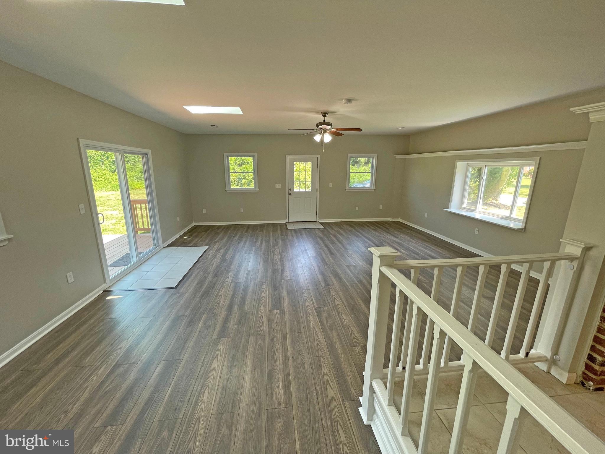 KINGSVILLE - Residential