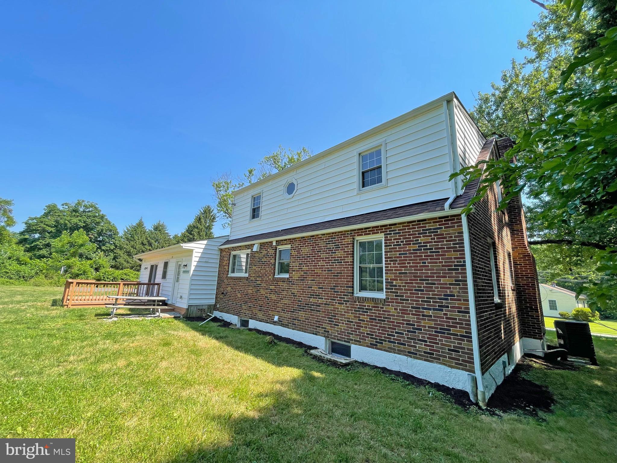 KINGSVILLE - Residential