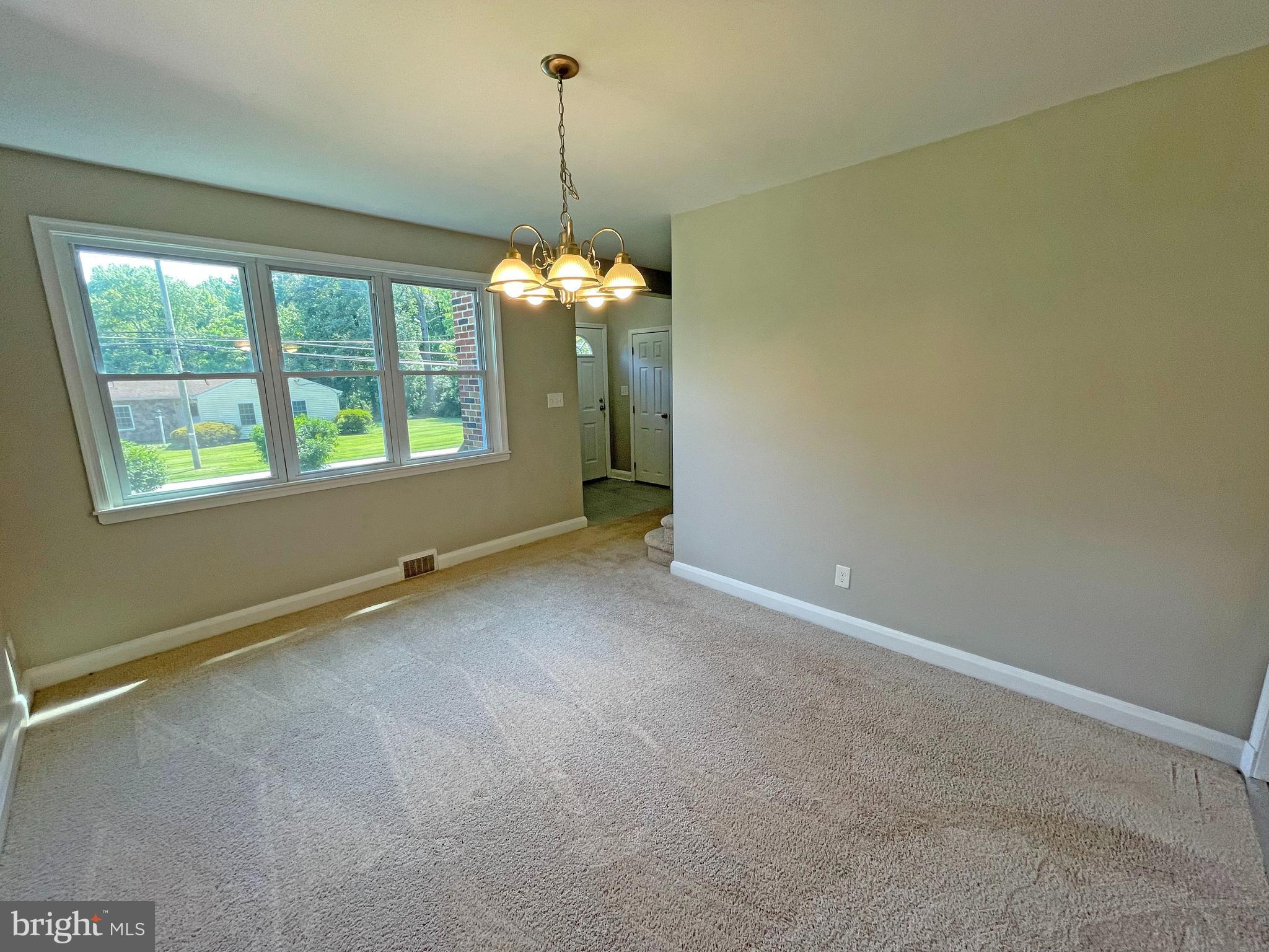 KINGSVILLE - Residential