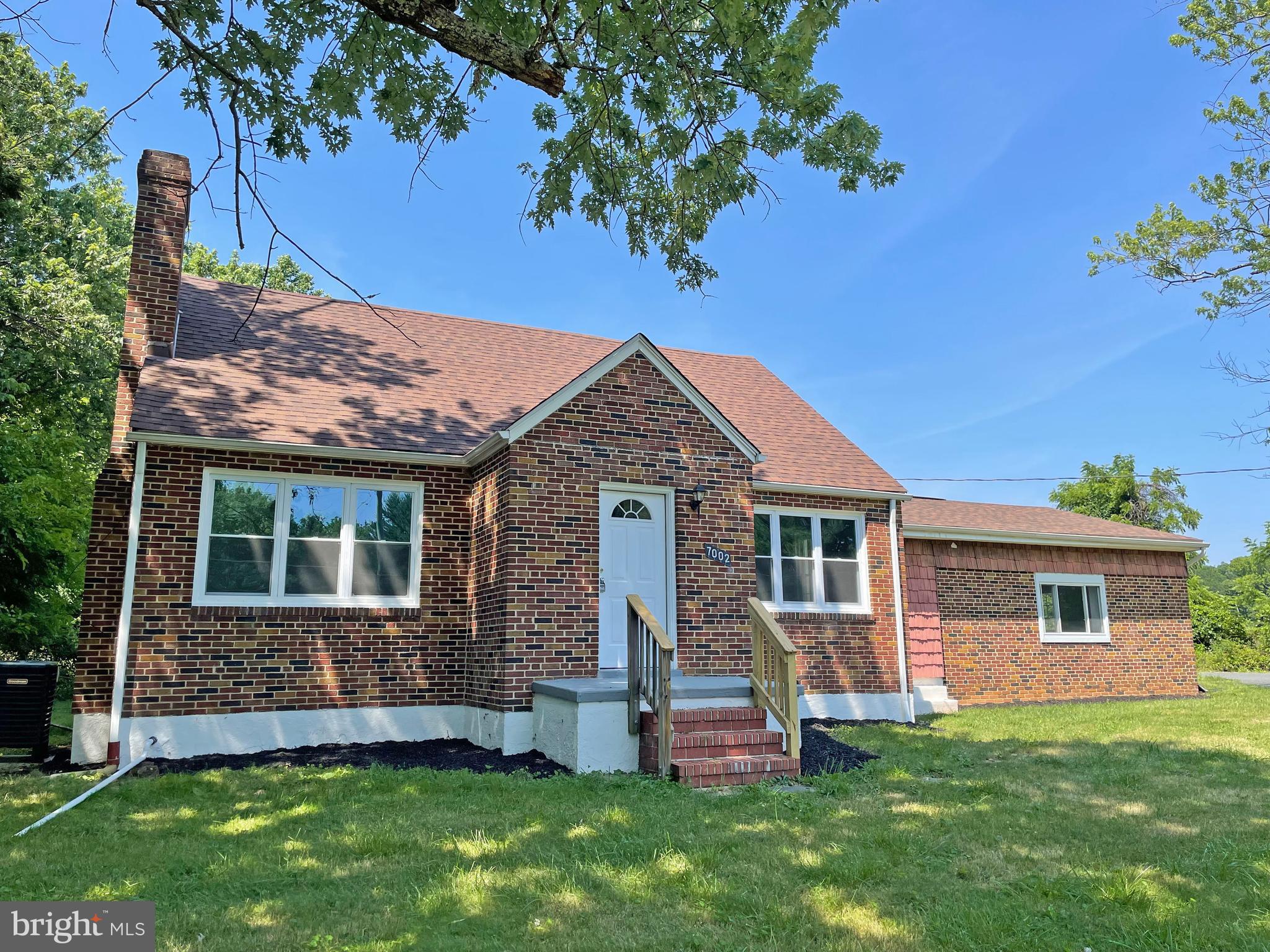 KINGSVILLE - Residential