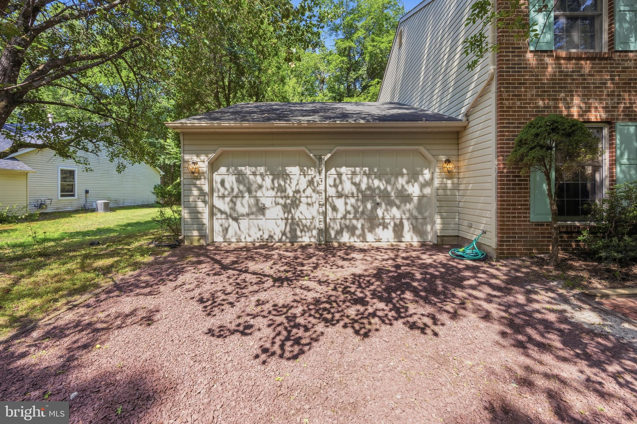 5 PRINCE ANDREW COURT