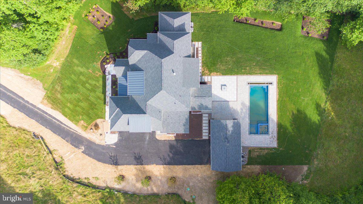 LOTHIAN - Residential