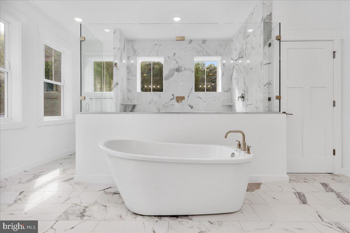 LOTHIAN - Residential