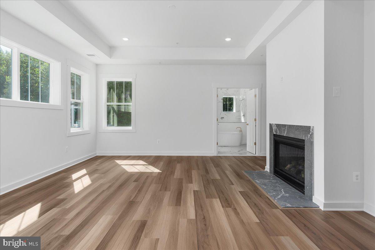 LOTHIAN - Residential