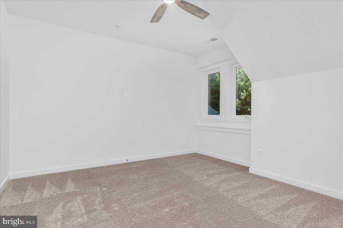 LOTHIAN - Residential