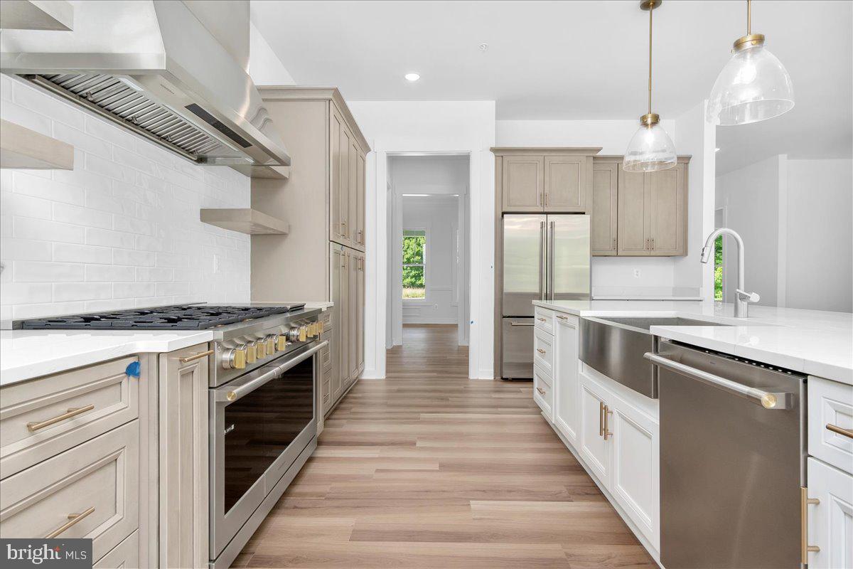 LOTHIAN - Residential