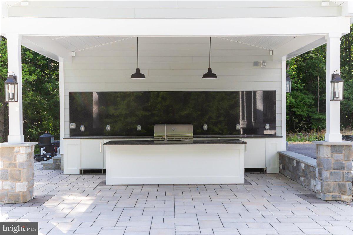 LOTHIAN - Residential