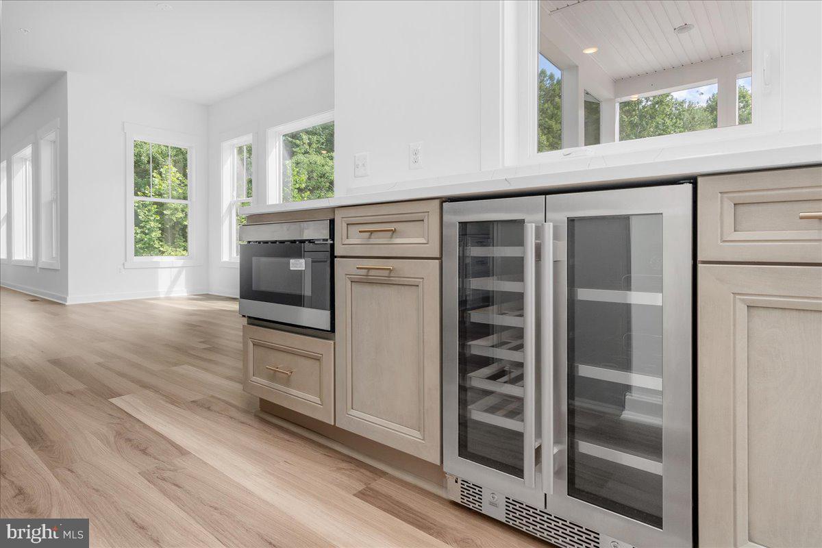 LOTHIAN - Residential