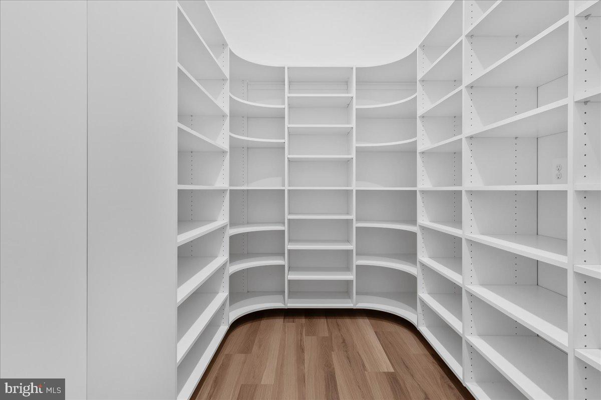 LOTHIAN - Residential