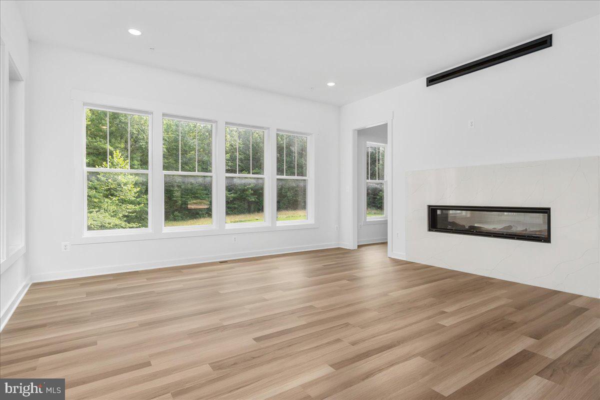 LOTHIAN - Residential