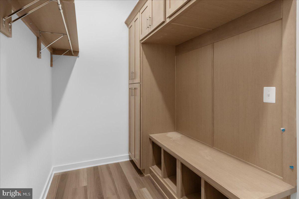 LOTHIAN - Residential