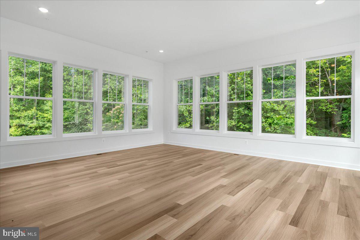 LOTHIAN - Residential