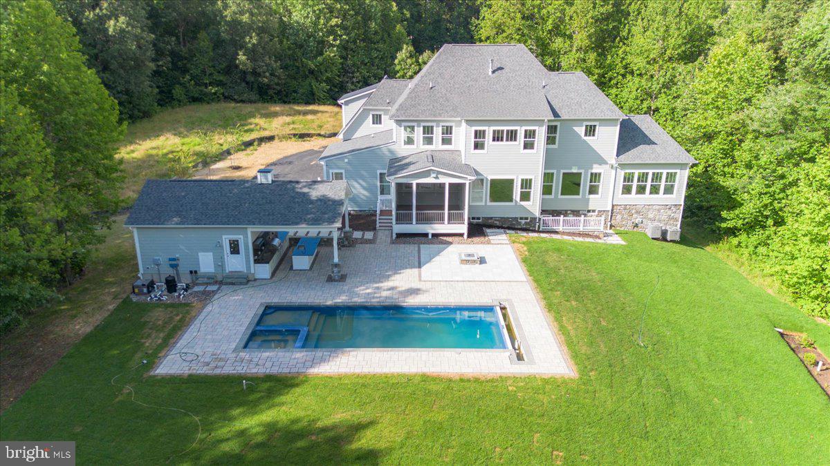 LOTHIAN - Residential