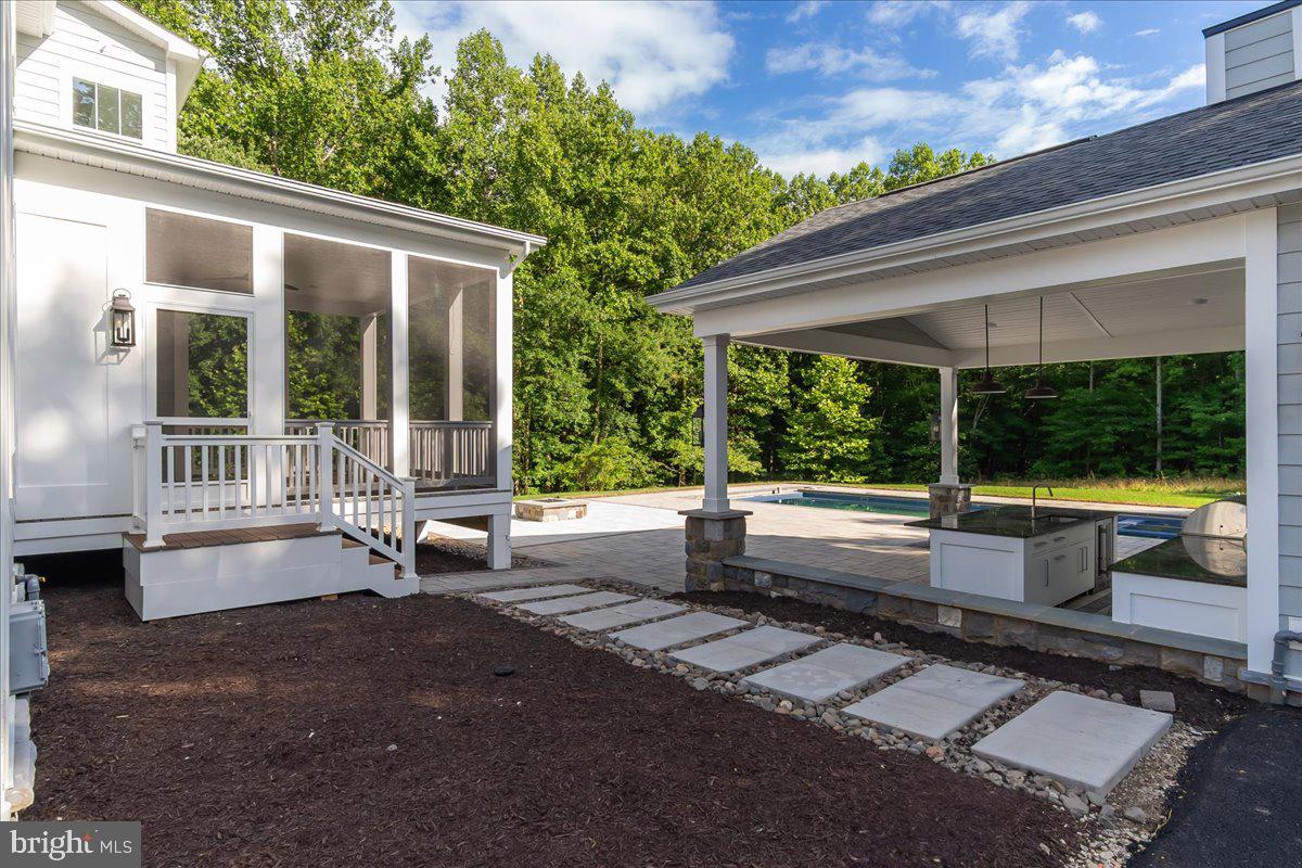 LOTHIAN - Residential