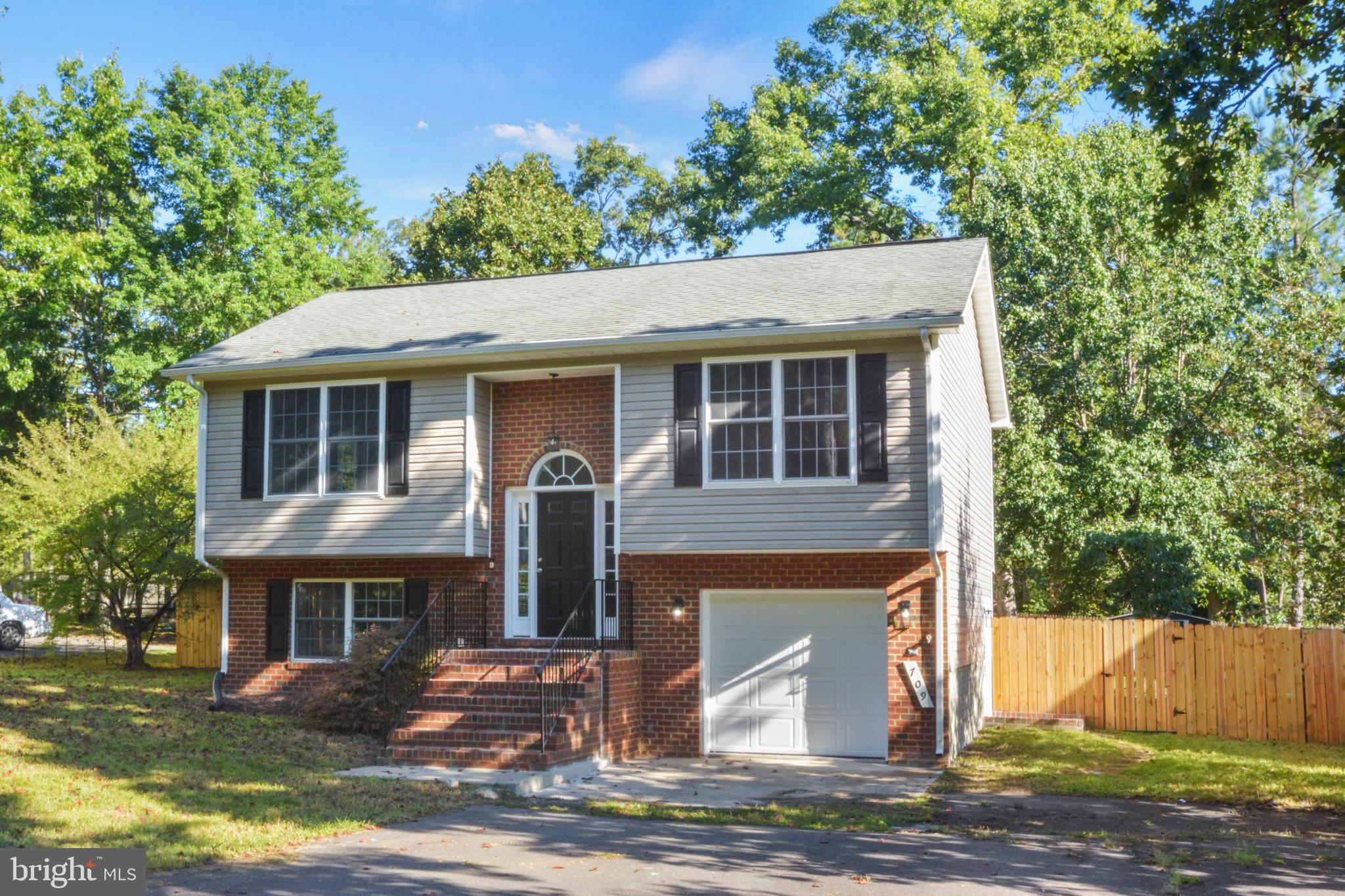709 WELSH DRIVE