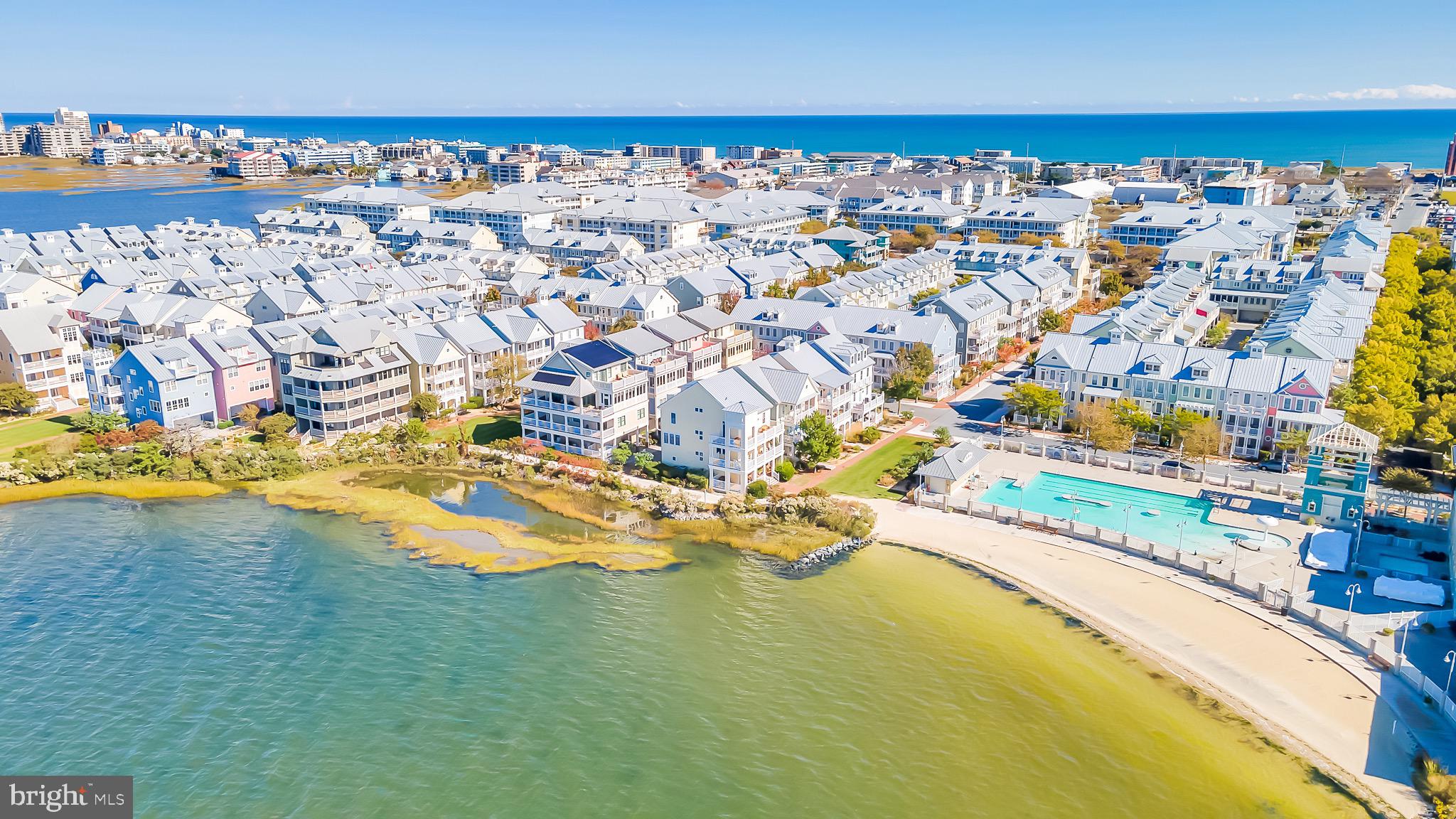 SUNSET ISLAND - Residential