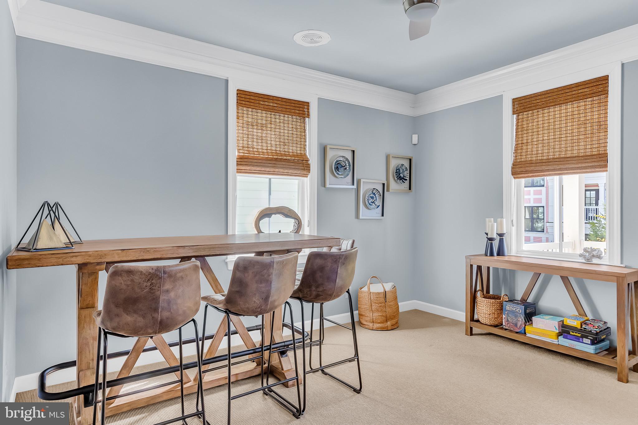 SUNSET ISLAND - Residential