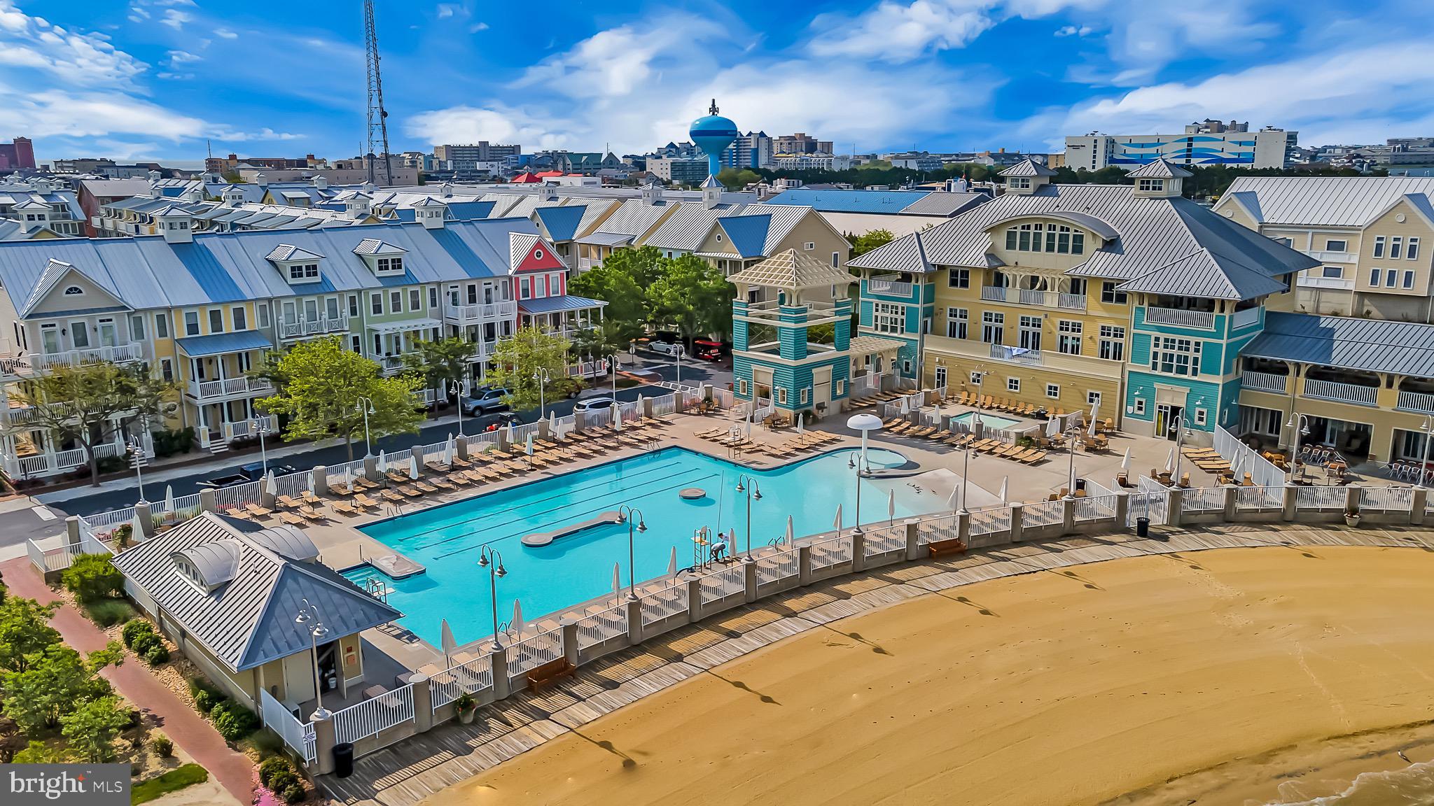 SUNSET ISLAND - Residential