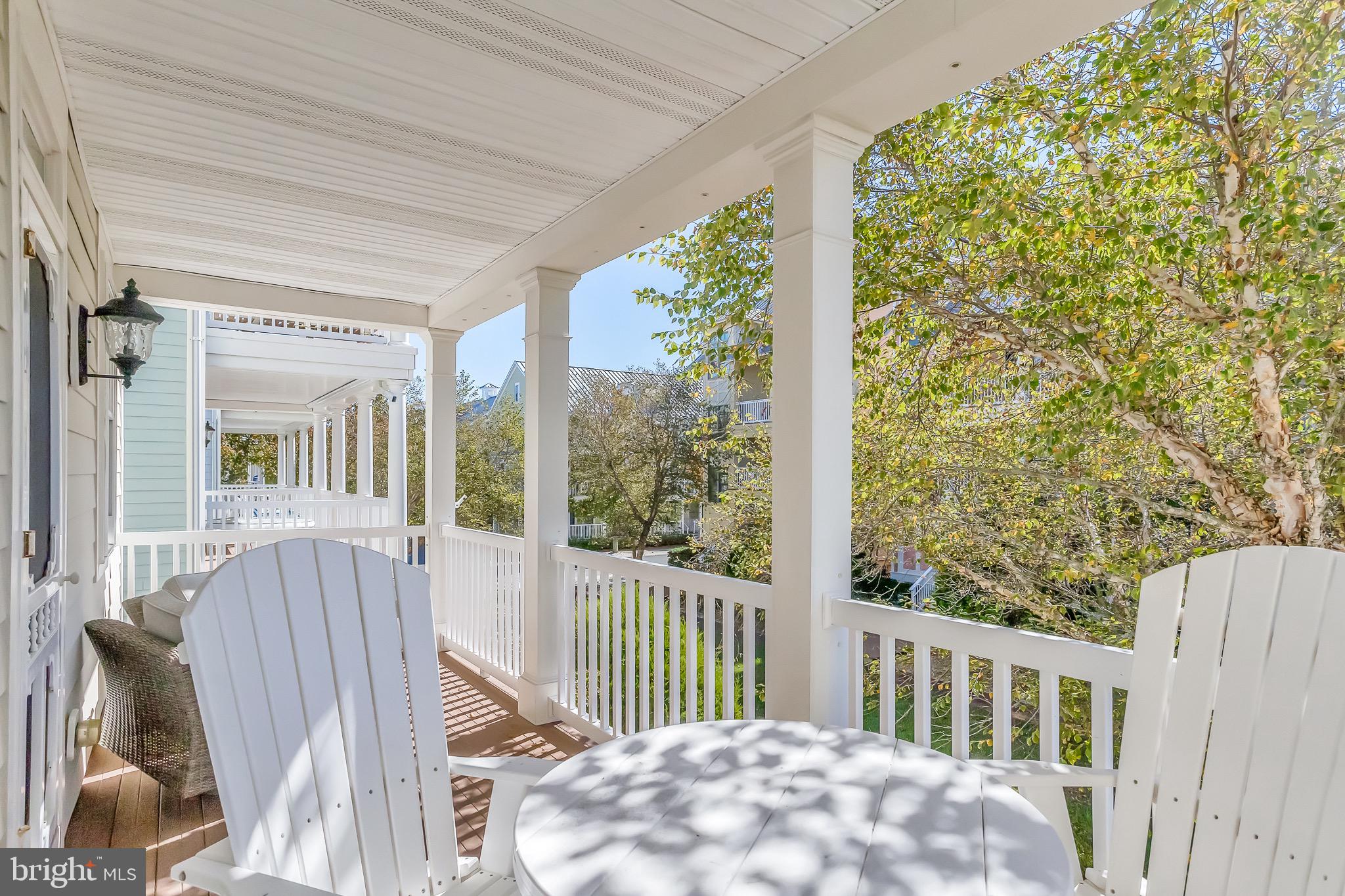 SUNSET ISLAND - Residential