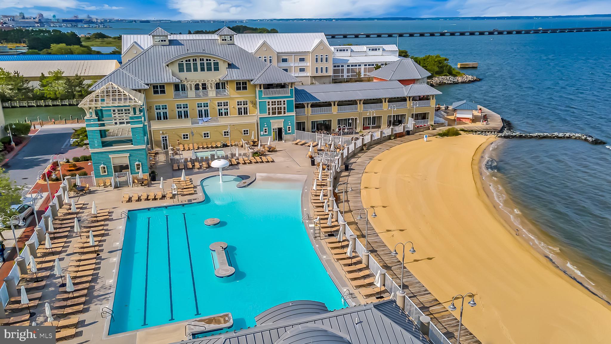 SUNSET ISLAND - Residential