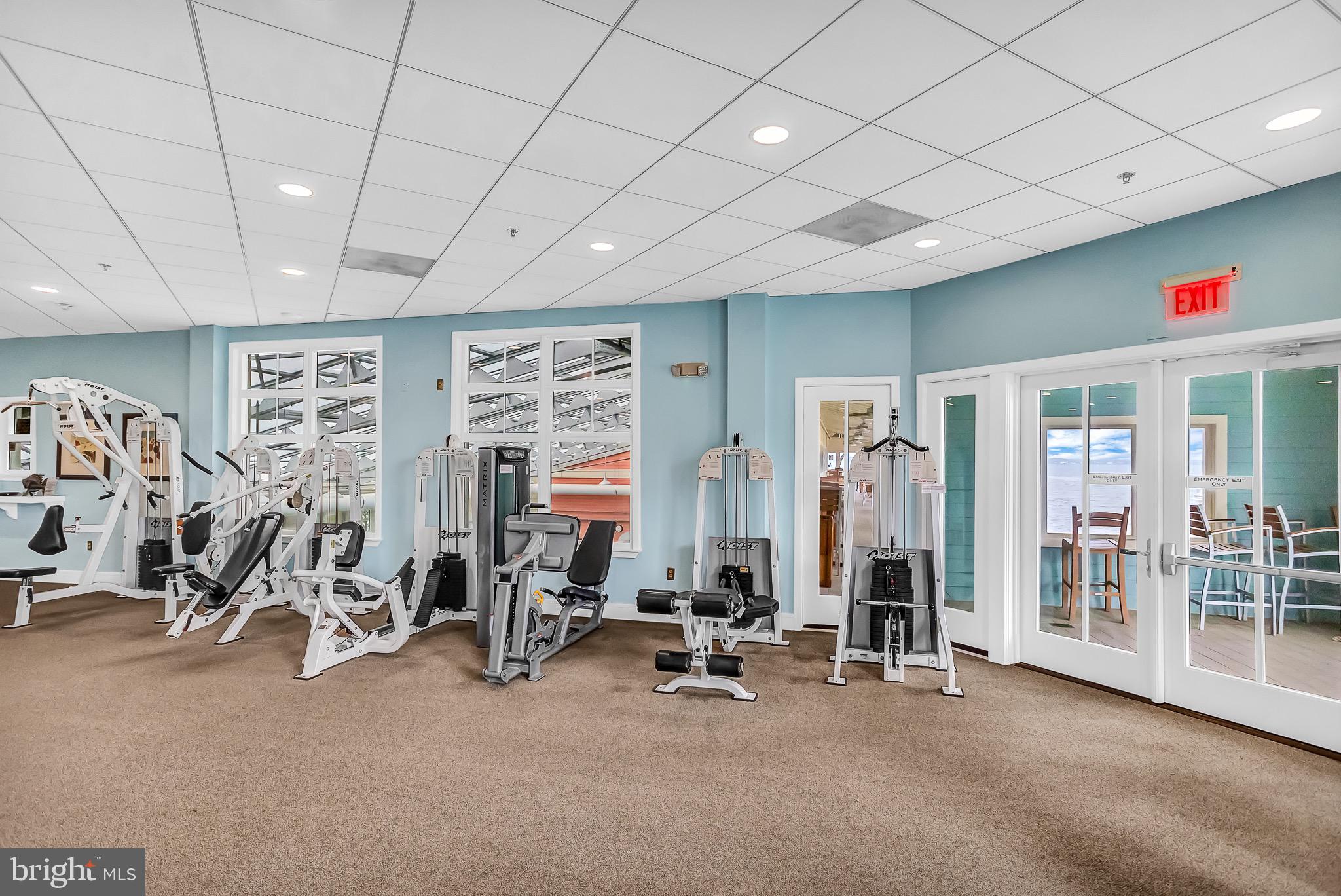 SUNSET ISLAND - Residential