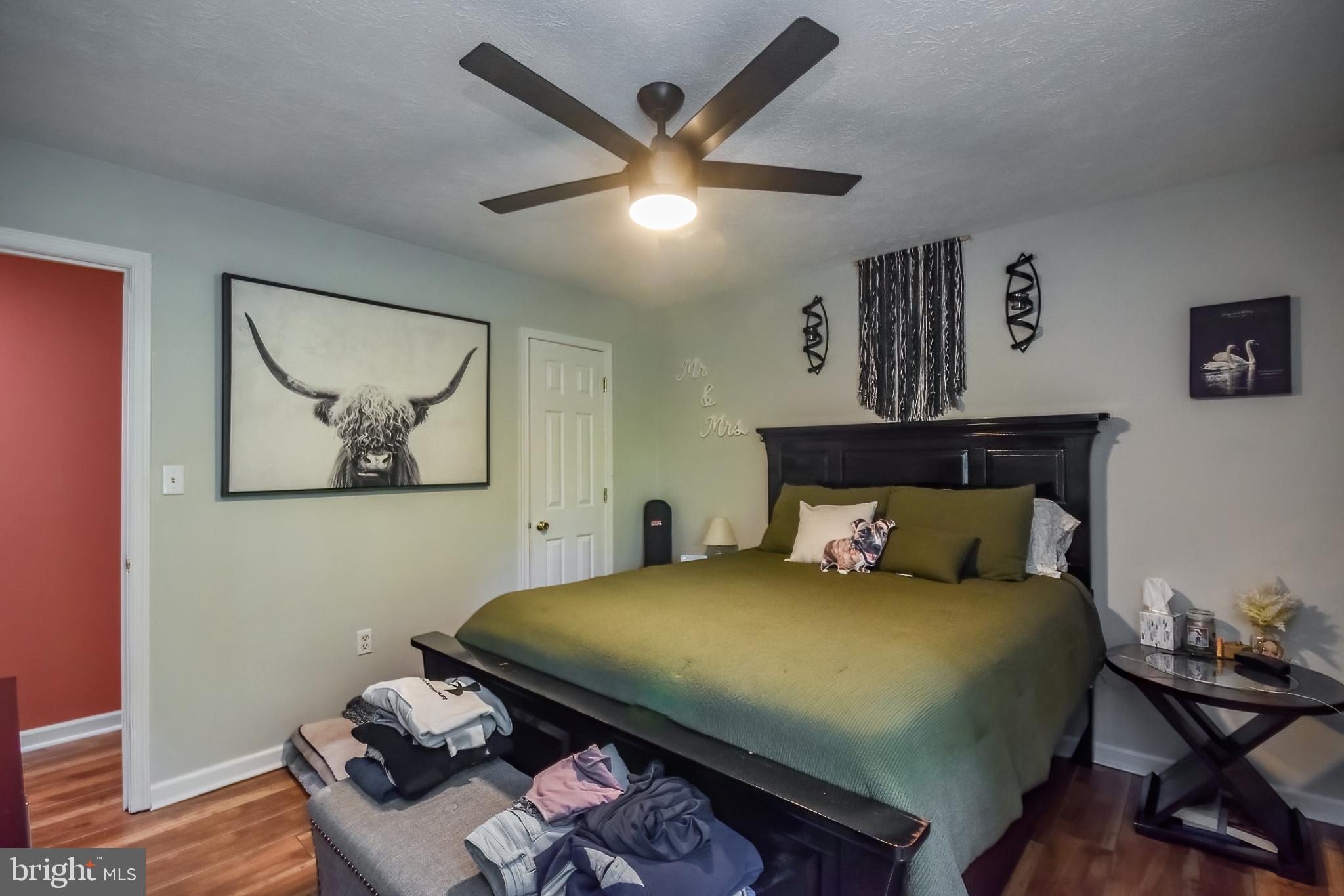 DOUGLAS OAKS - Residential