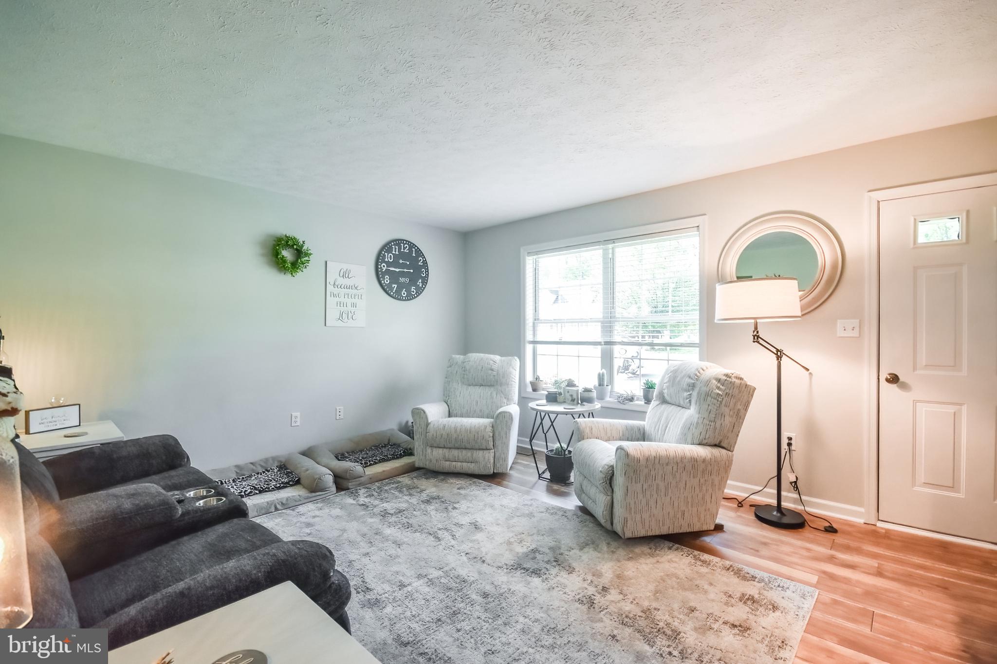 DOUGLAS OAKS - Residential