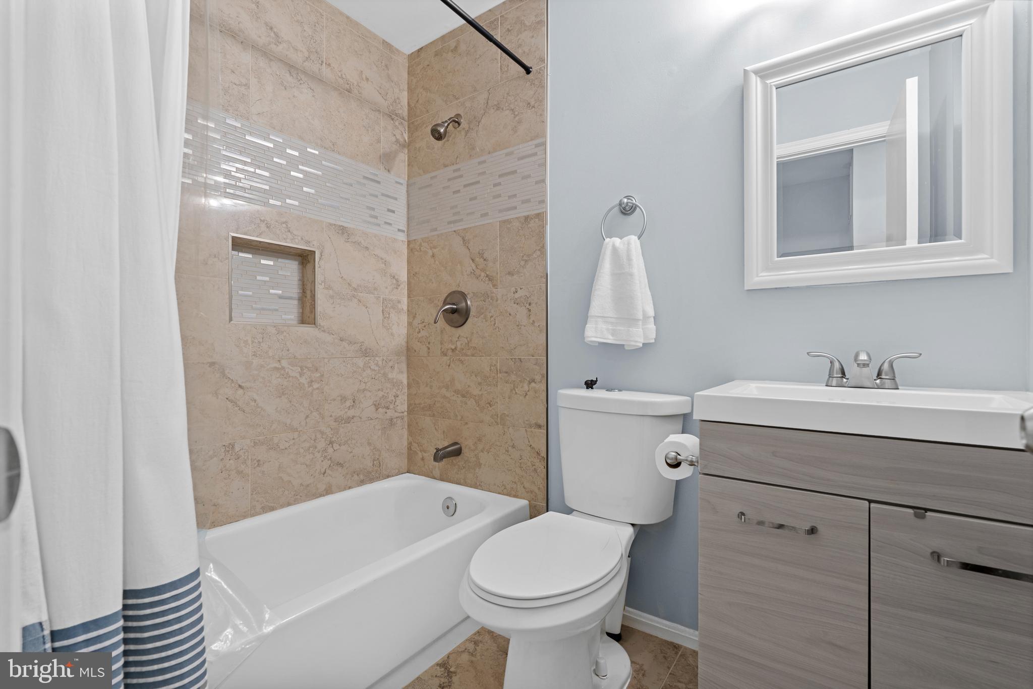 HADLEY FARMS - Residential