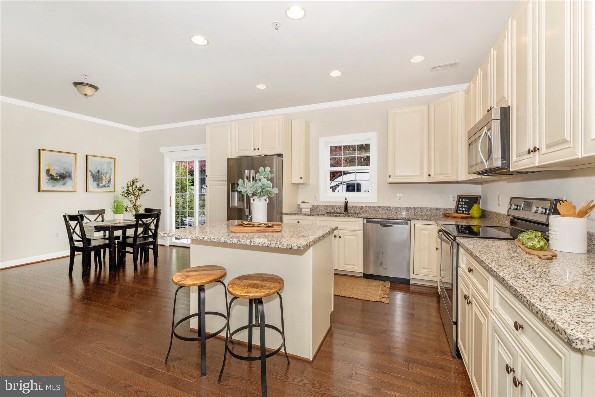 ANAS PLACE - Residential