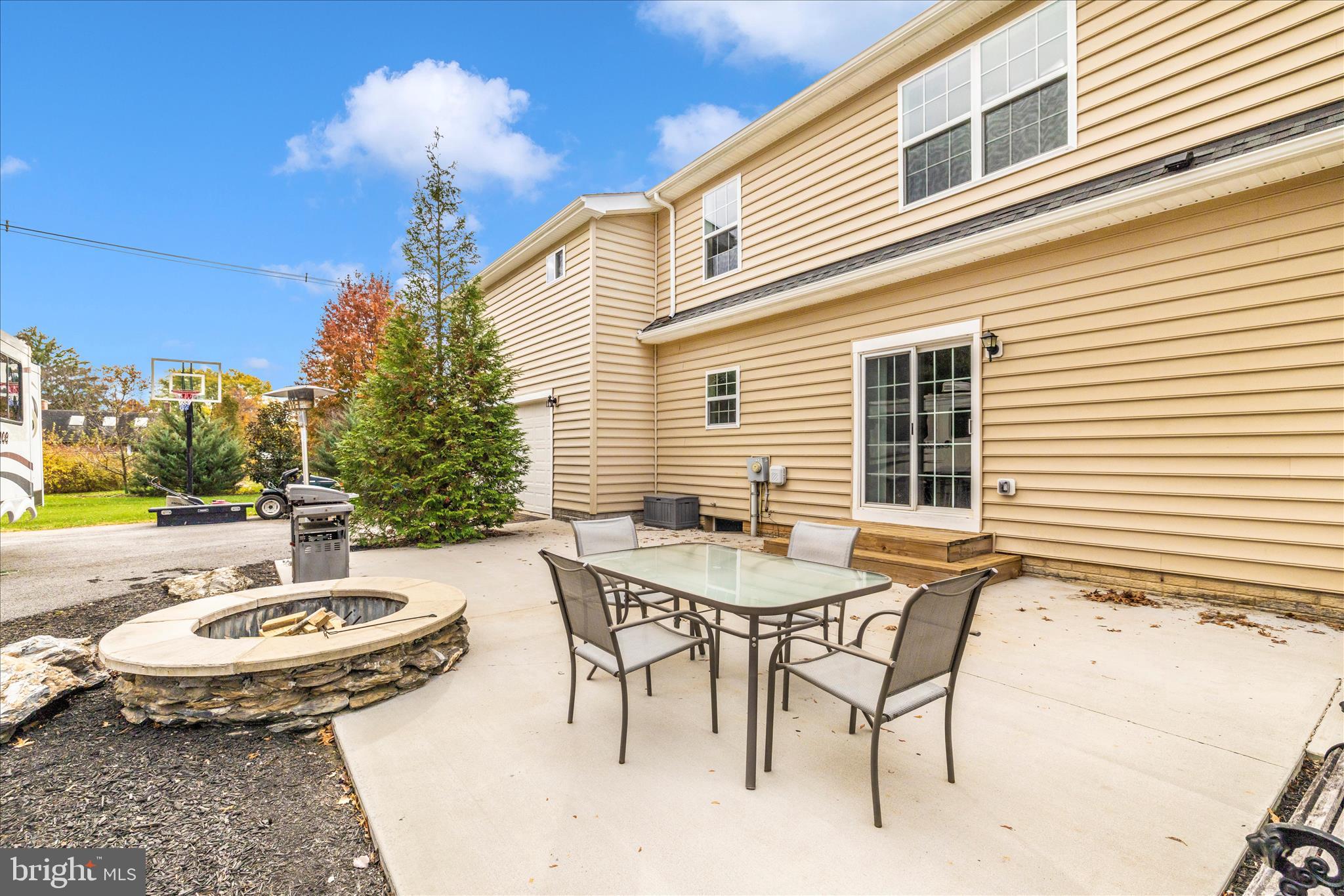 ANAS PLACE - Residential