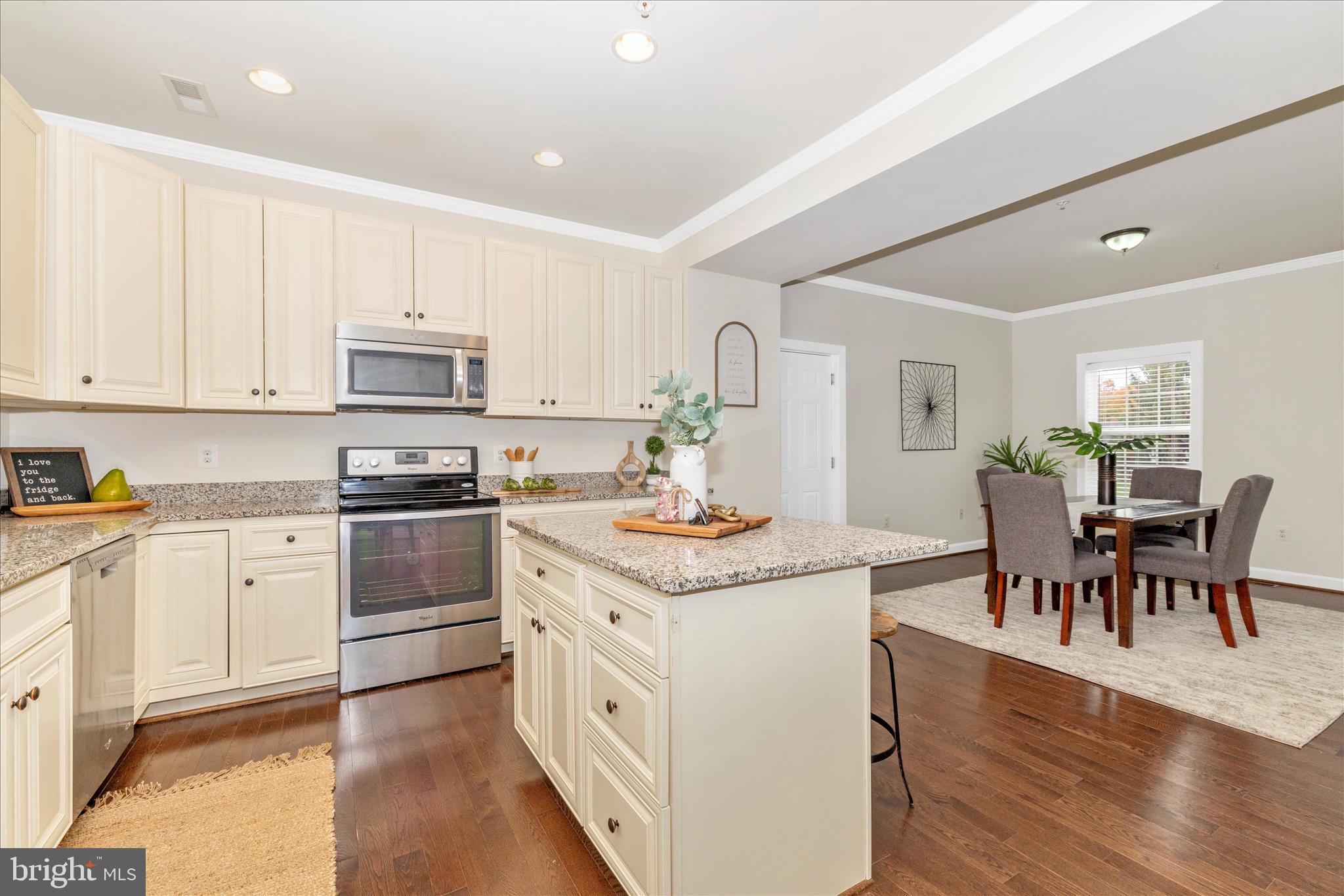 ANAS PLACE - Residential