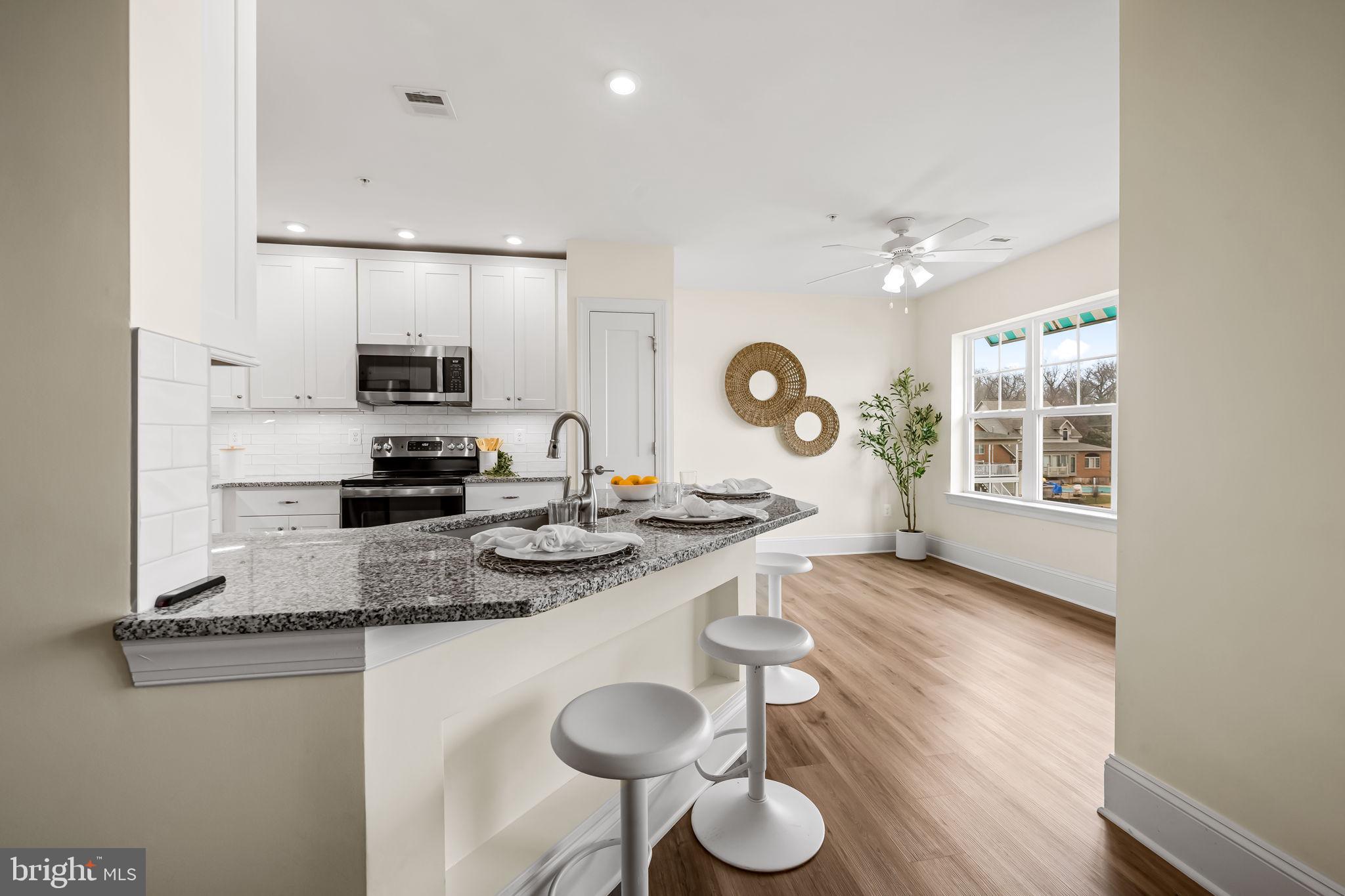 MIDDLE RIVER - Residential