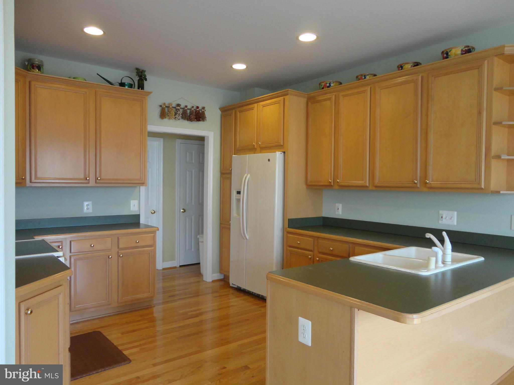 SOMERSET - Residential