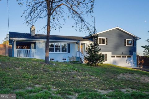 15 ARBUTUS AVENUE CATONSVILLE MD 21228