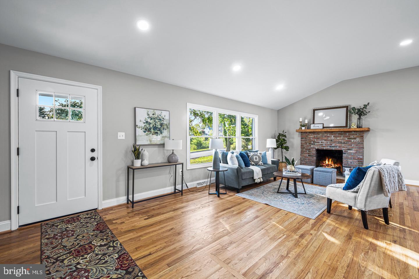 15 ARBUTUS AVENUE