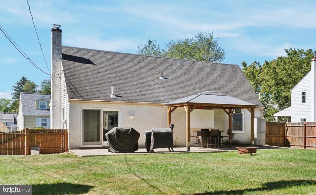 SHOEMAKER VIL - Residential