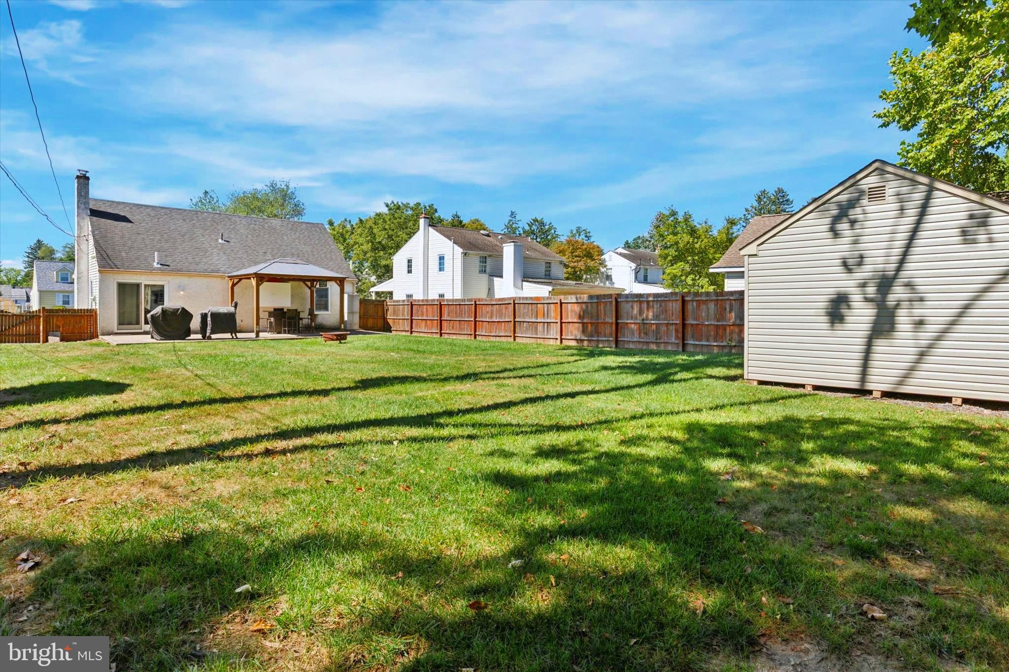 SHOEMAKER VIL - Residential