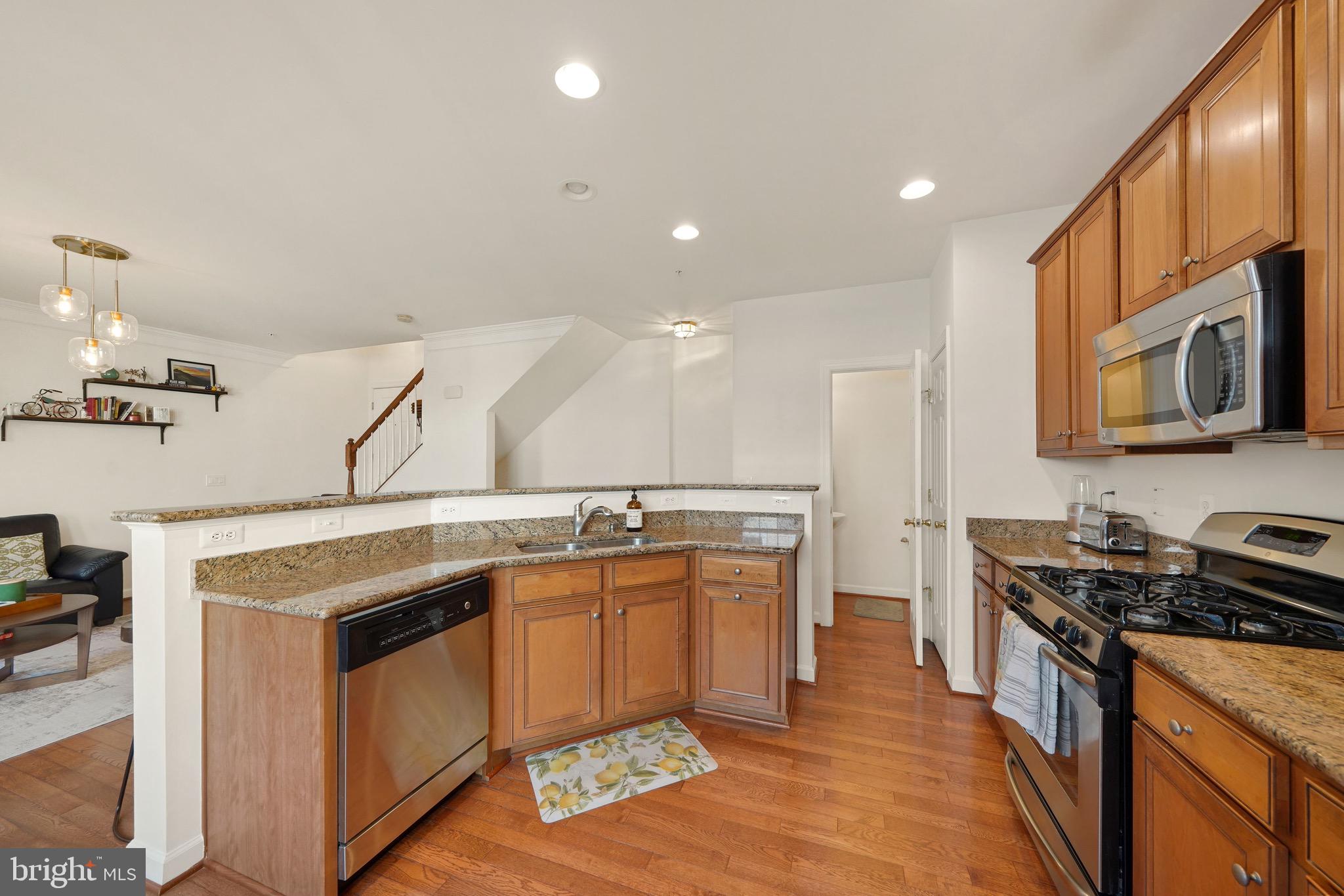 COPPERMINE CROSSING - Residential